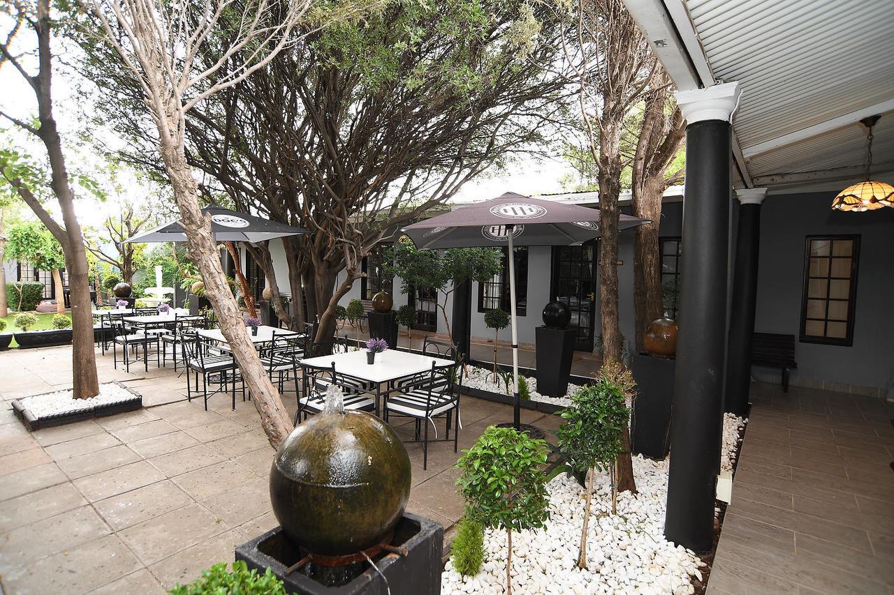 Halfway House Hotel Kimberley Dış mekan fotoğraf
